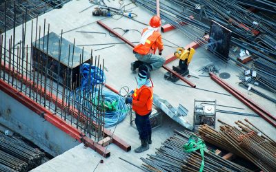 La reinversión en una vivienda habitual en fase de construcción dentro del plazo de dos años otorga derecho a la exención en el IRPF